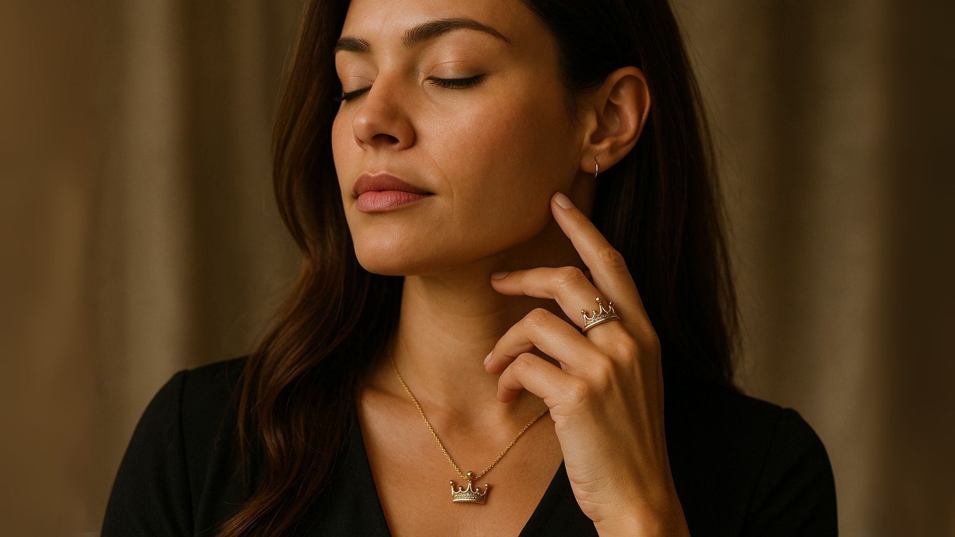 Crown Symbolism in Jewelry: Embracing Power, Confidence, and Self-Worth