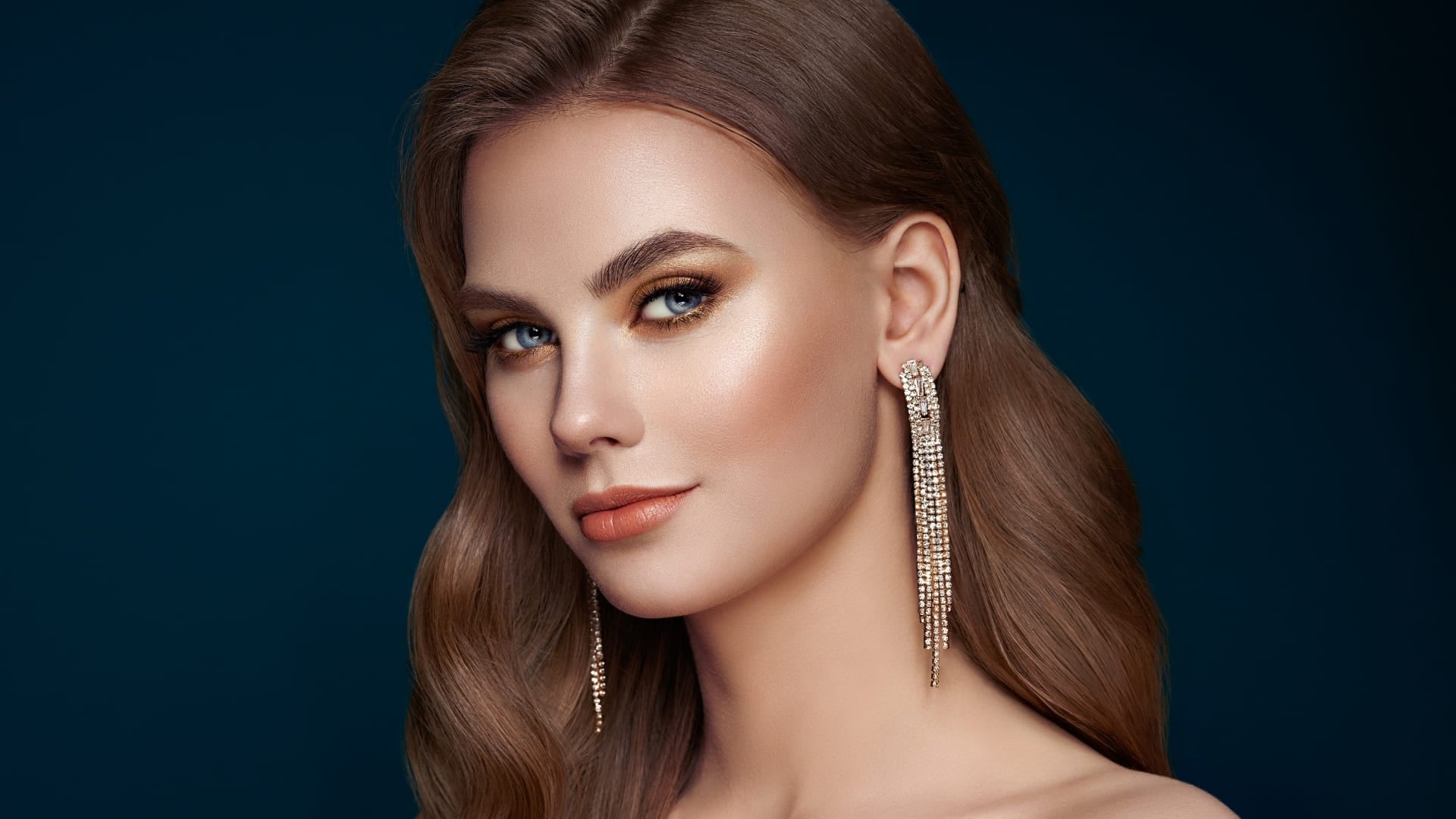 How Jewelry Can Be a Useful Tool for Personal Branding