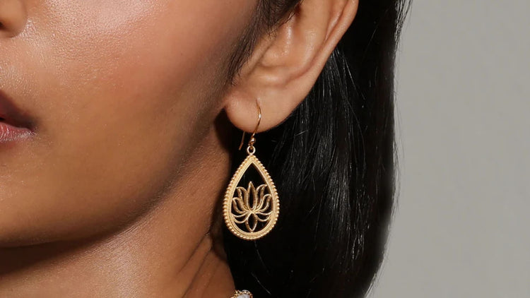 The Meaning of the Lotus Flower in Jewelry