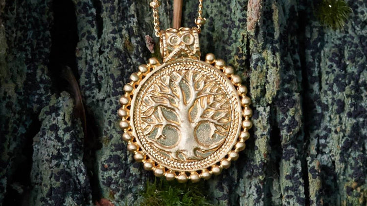 The Meaning of the Tree of Life in Jewelry