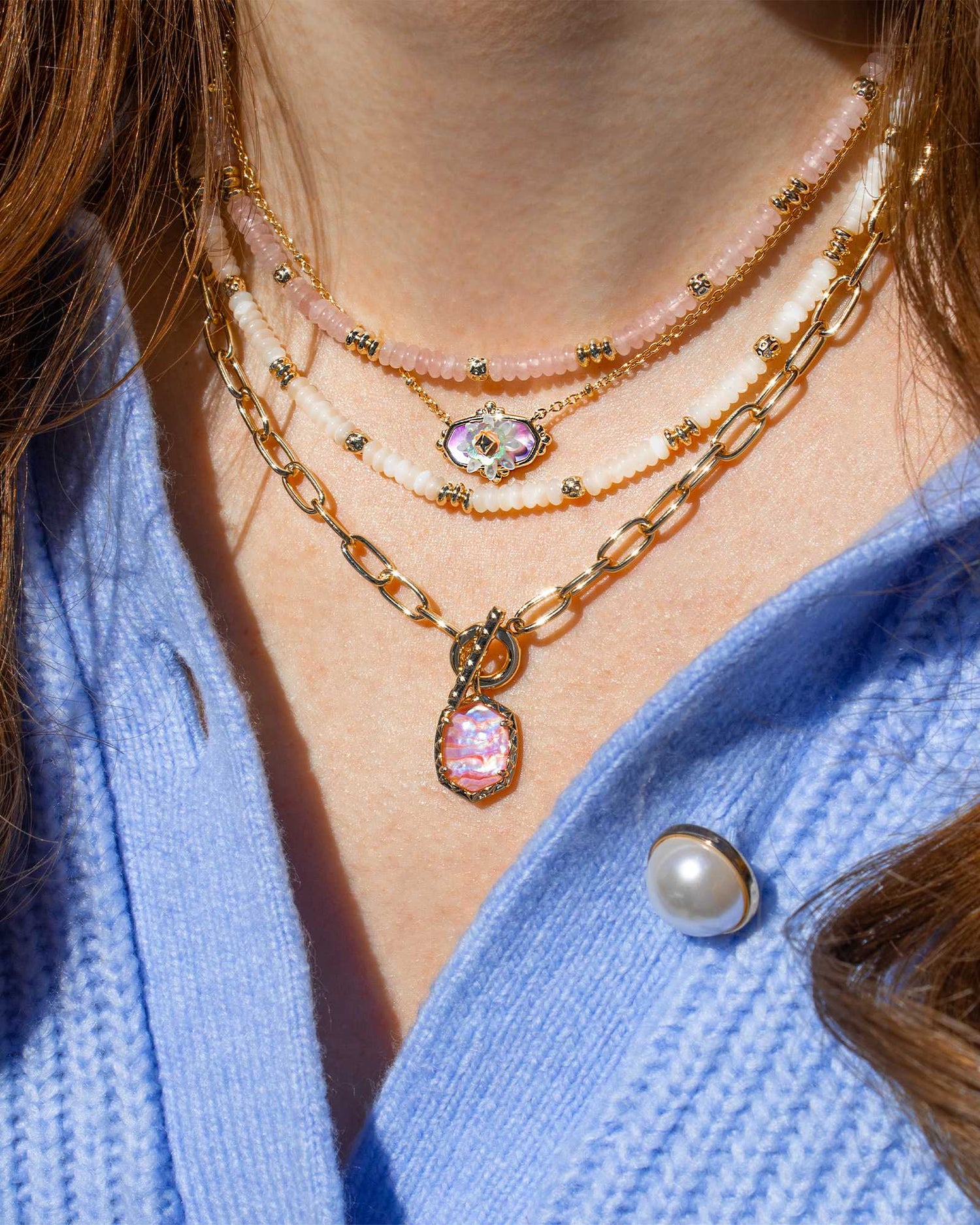 daphne-convertible-gold-link-and-chain-necklace-in-light-pink-iridescent-abalone-swarovski