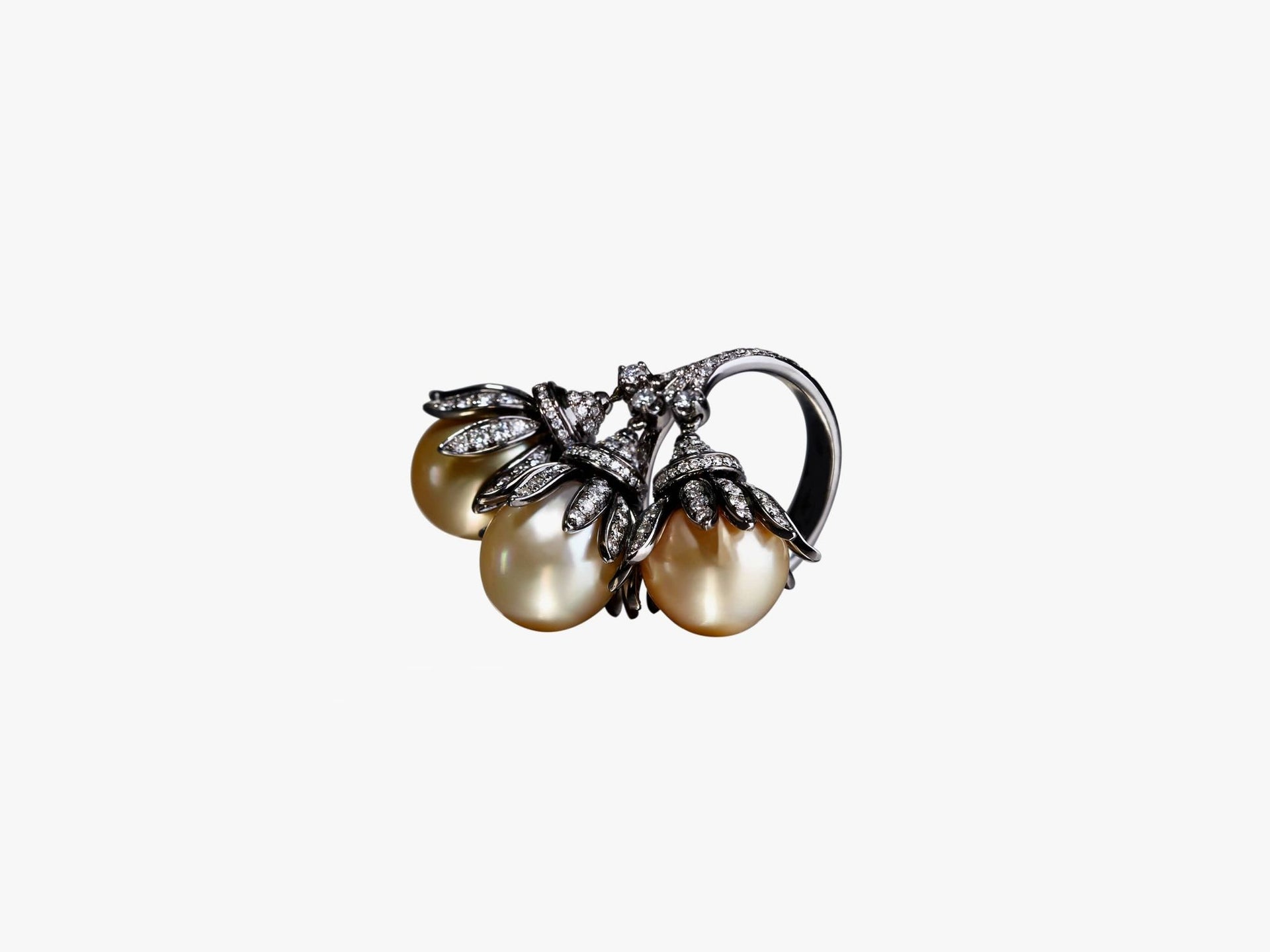Golden Pearls Ring