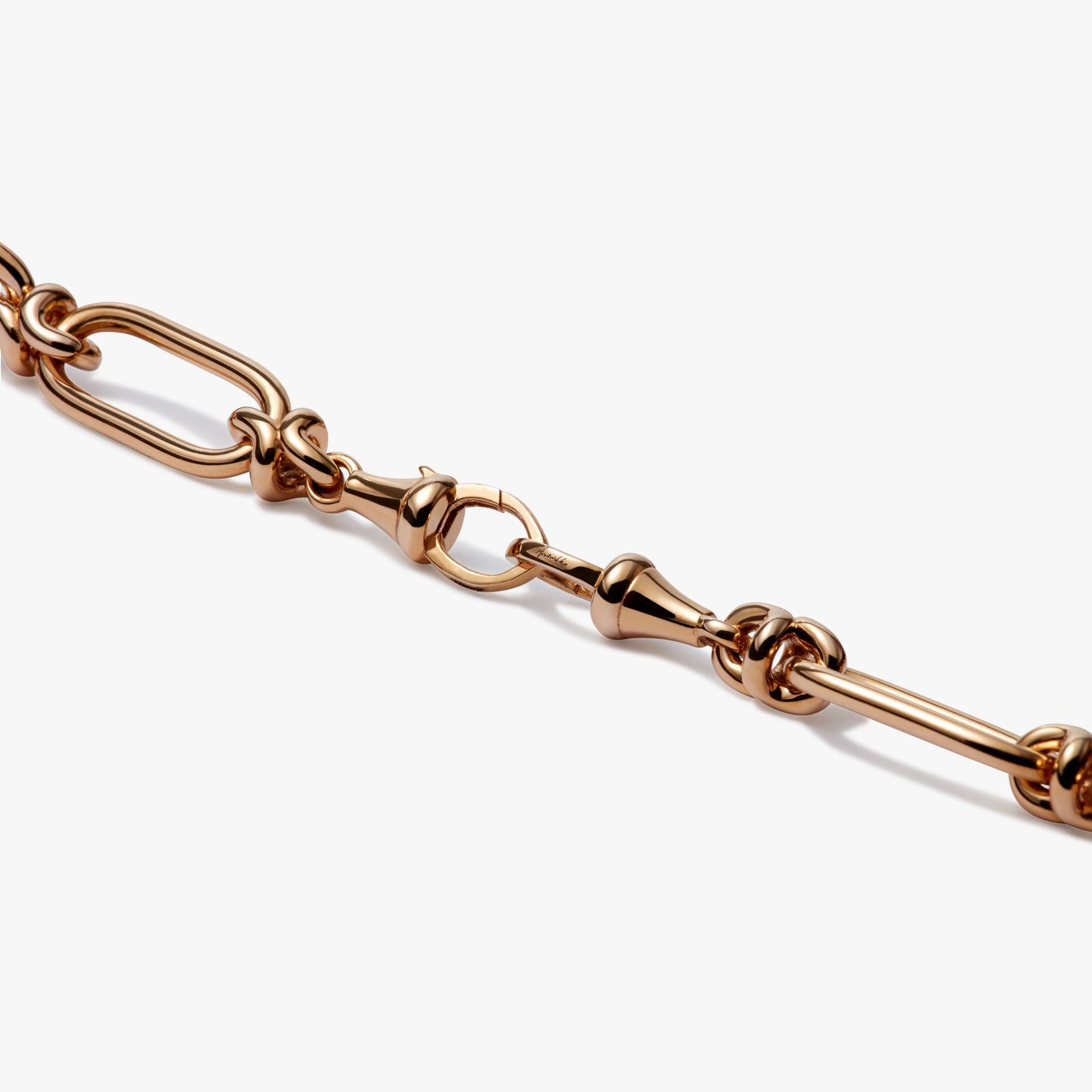 Knuckle Heavy Chain Necklace