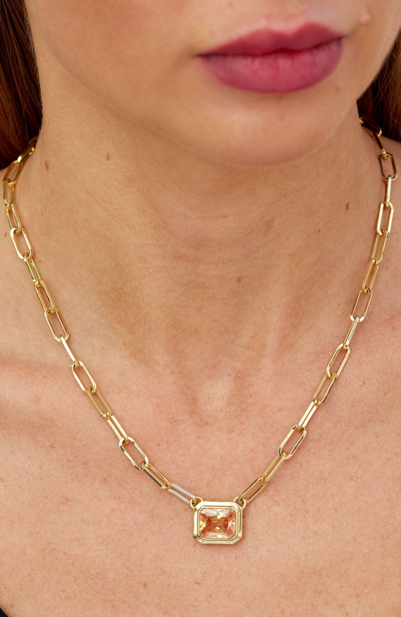 18K GOLD PLATED PAPERCLIP NECKLACE CHAMPAGNE CENTER