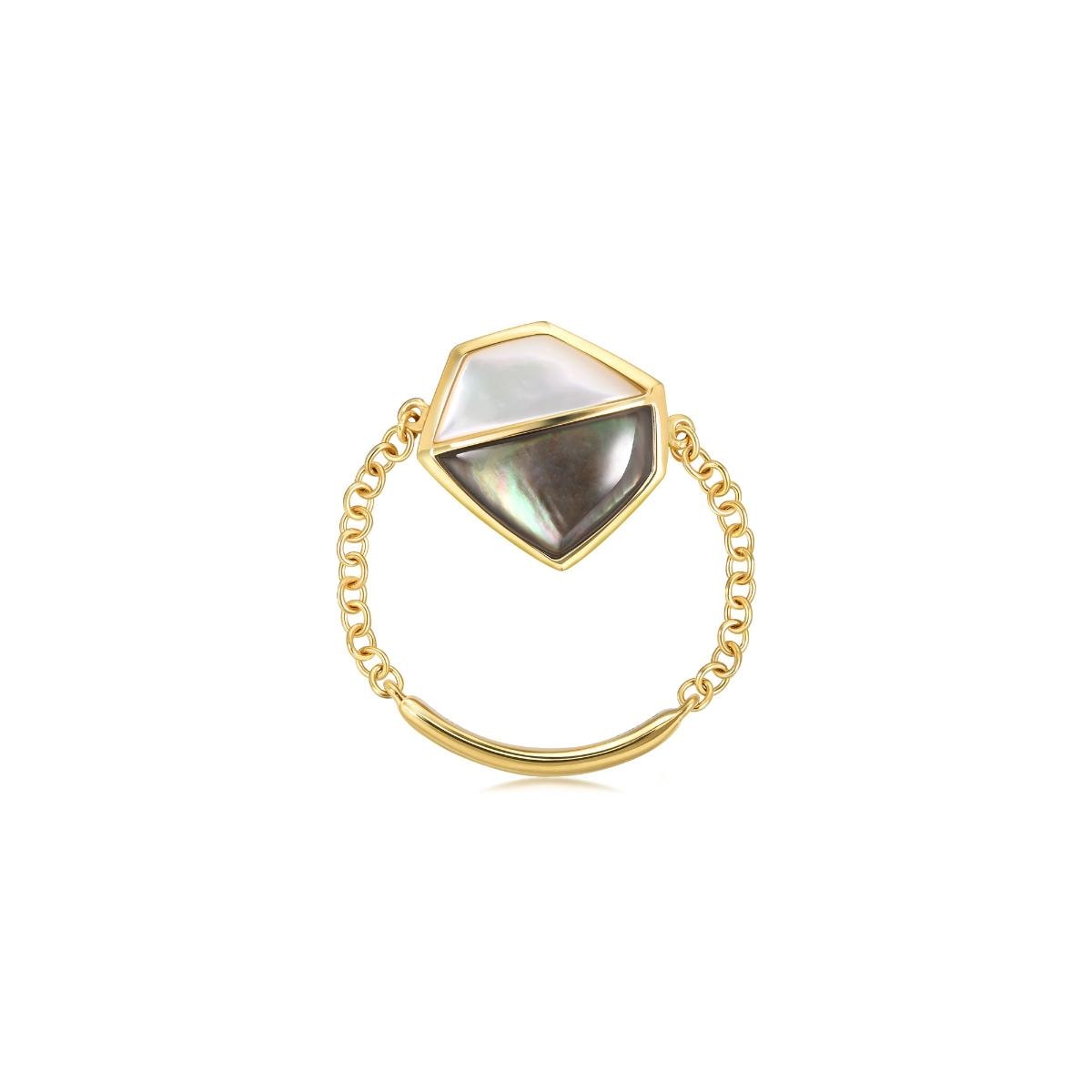 harmony-yellow-gold-mother-of-pearl-ring-chow-sang-sang
