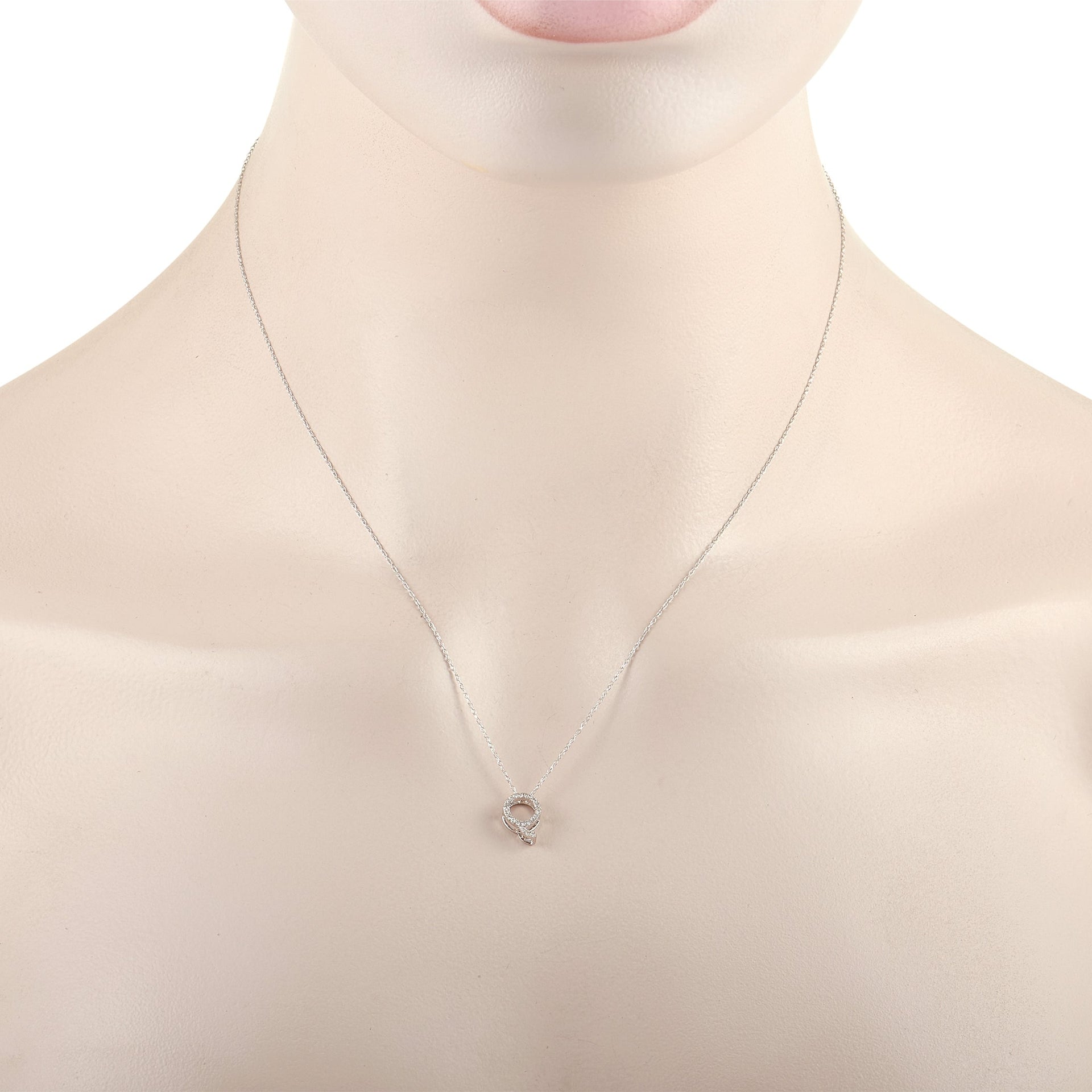 14K White Gold 0.10 ct Diamond Initial 'Q' Necklace