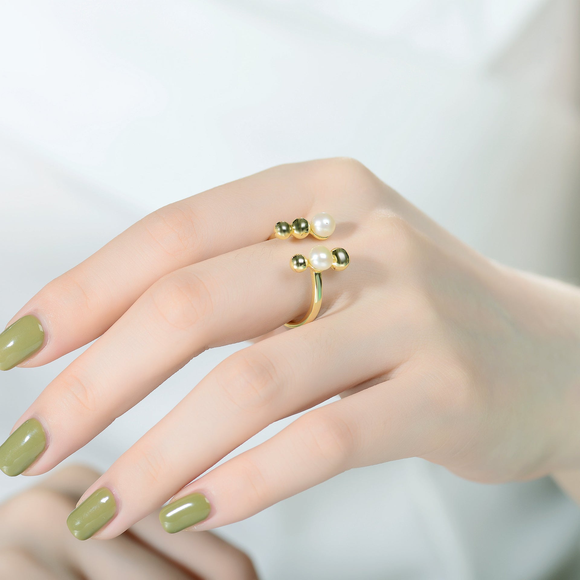 Sterling SilverGold Plated 5MM Freshwater Pearl Modern Ring