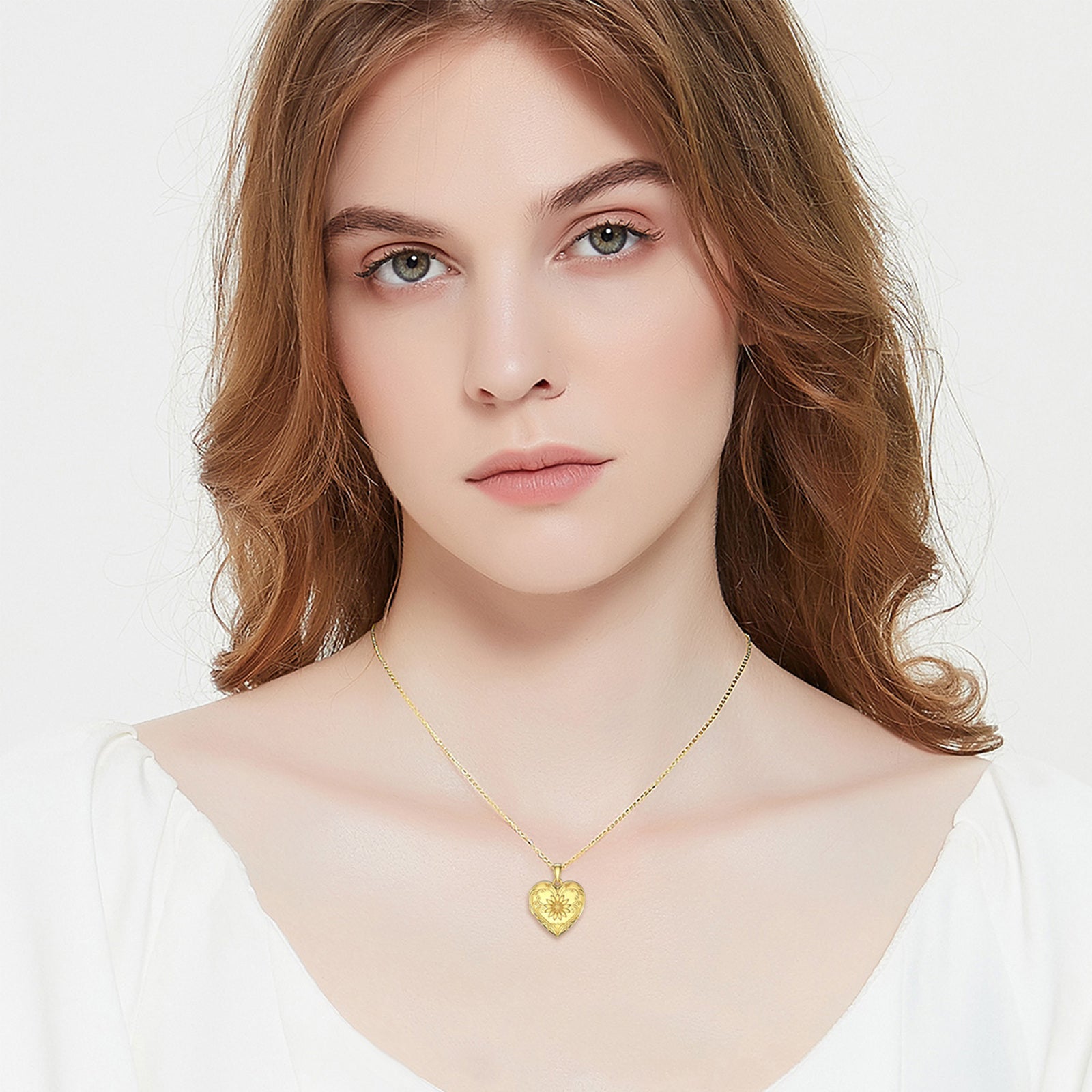 10K Gold Circular Shaped Cubic Zirconia Heart & Star Of David Personalized Photo Locket Necklace