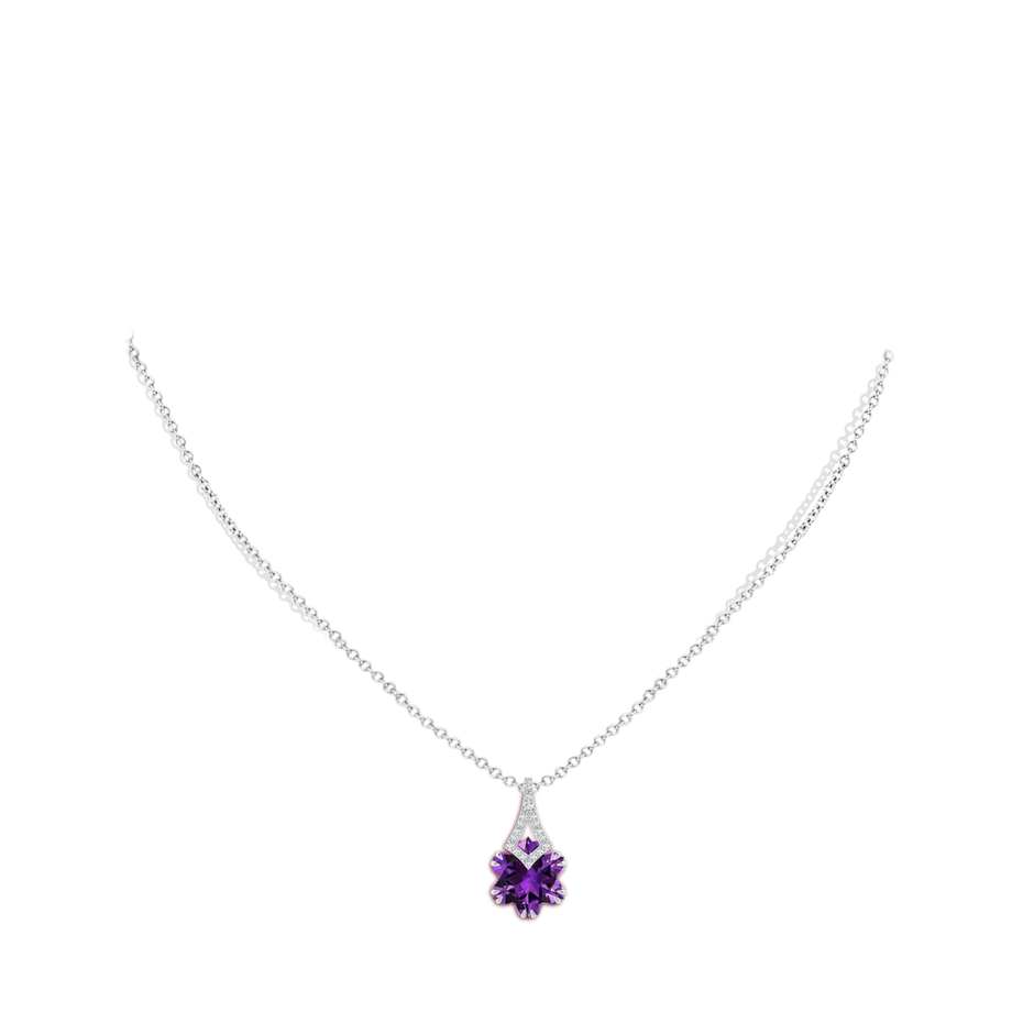 Snowflake-Cut Amethyst Kite-Shaped Bale Pendant
