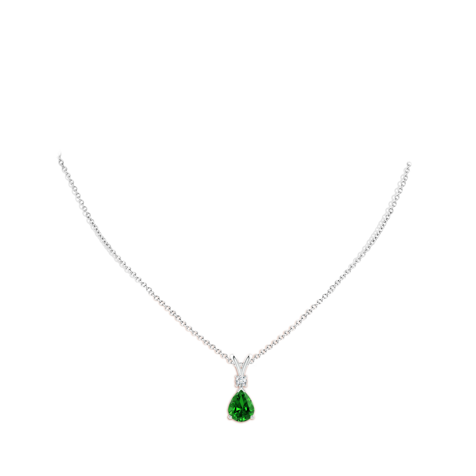 Prong-Set Lab-Grown Emerald Teardrop V-Bale Pendant with Diamond
