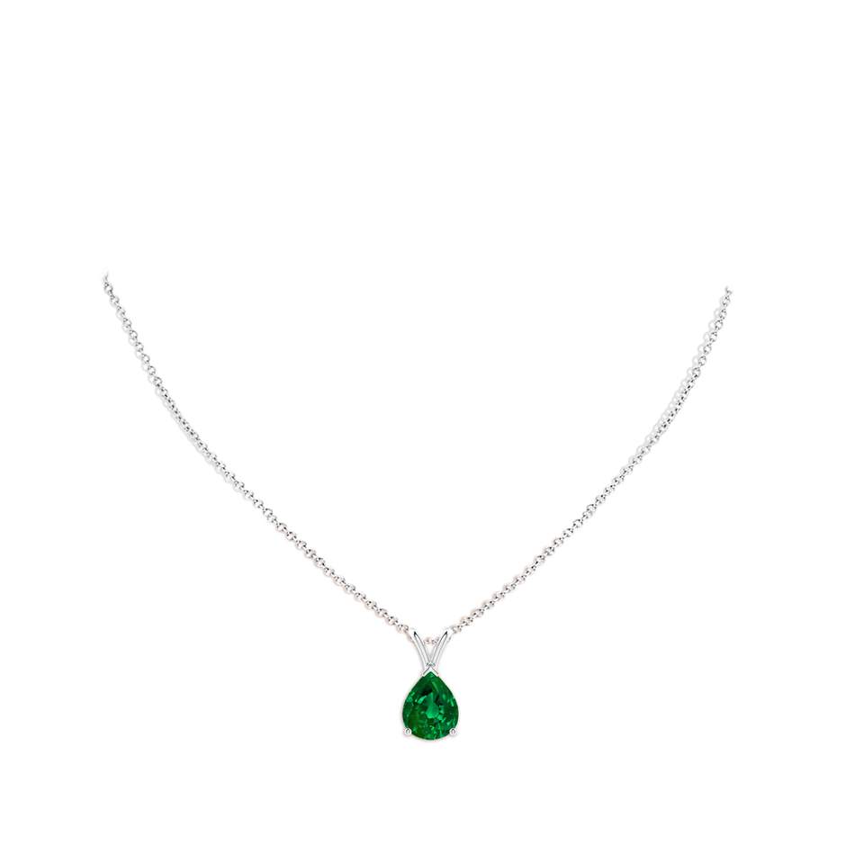 Lab-Grown V-Bale Pear-Shaped Emerald Solitaire Pendant