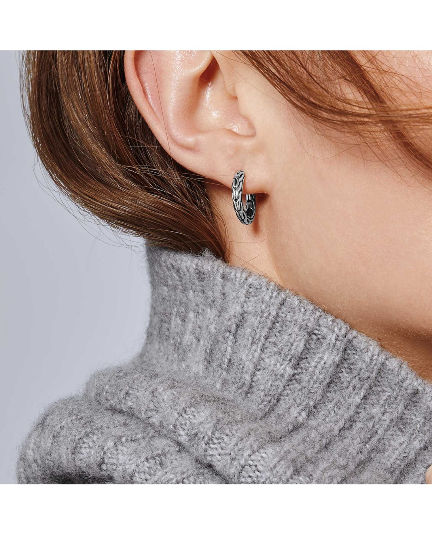 Sterling Silver Classic Chain Small Hoop Earrings