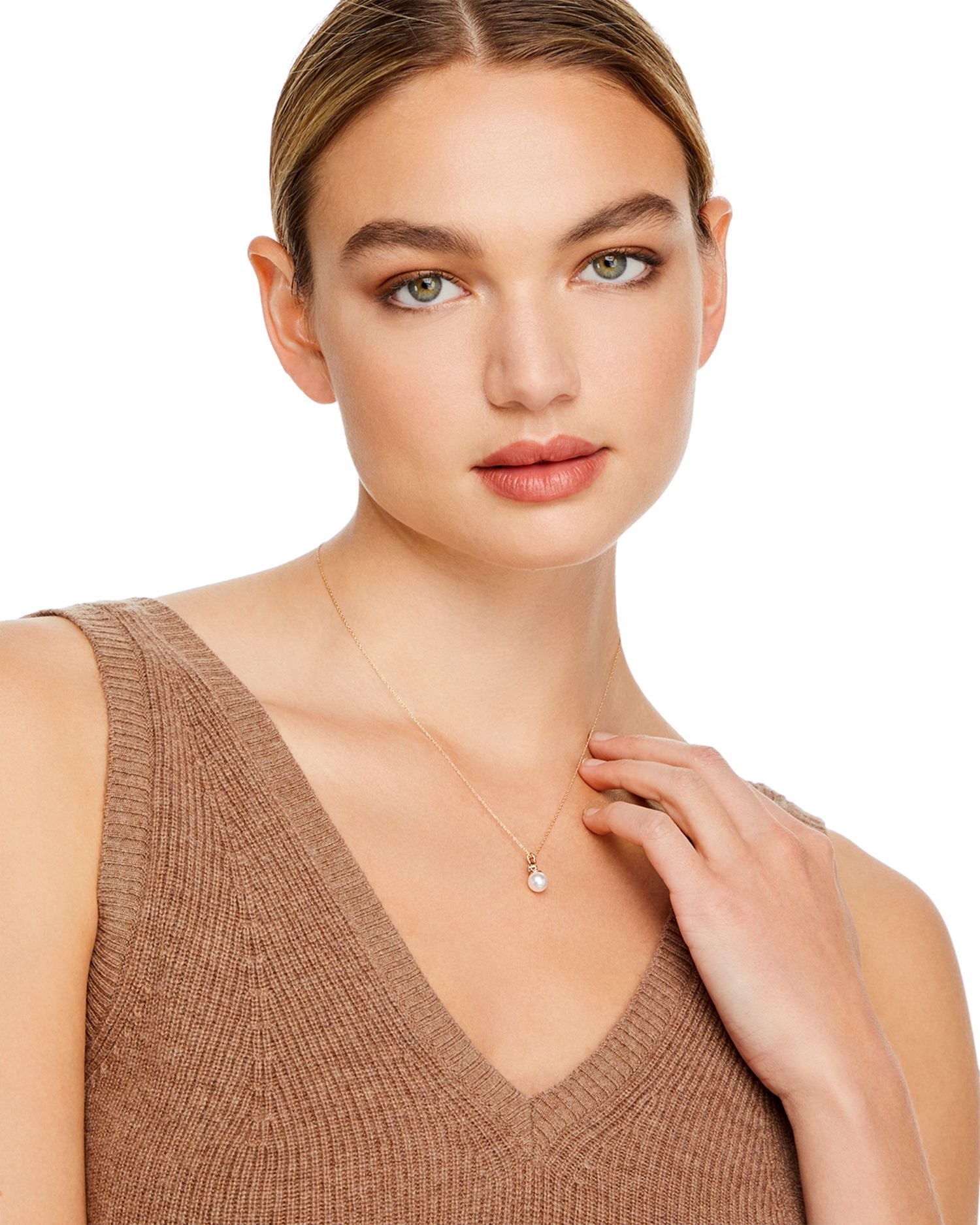 Cultured Pearl and Diamond Pendant Necklace in 14K Yellow Gold, 18' - Exclusive
