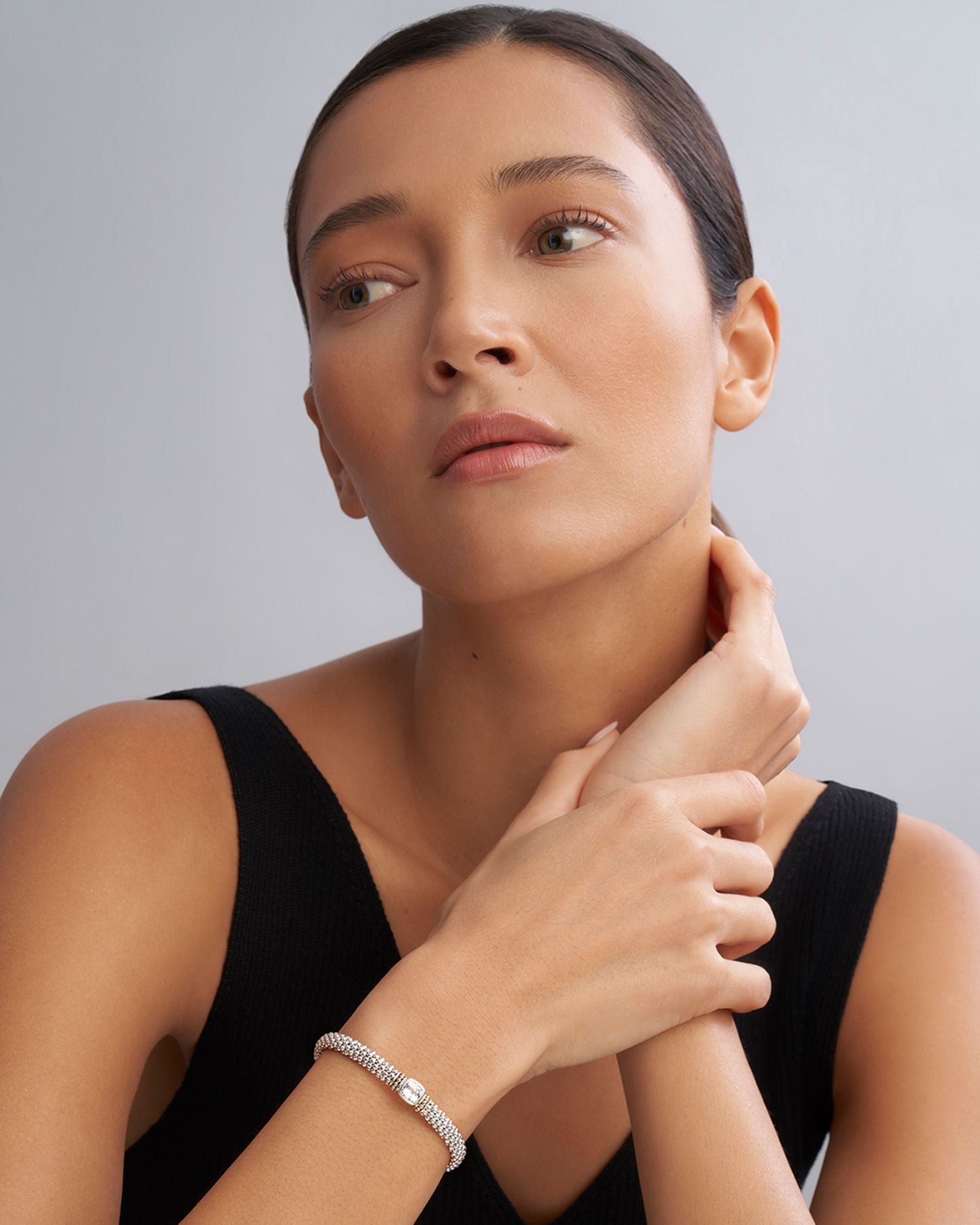 White Topaz Caviar Color Bracelet, 6mm