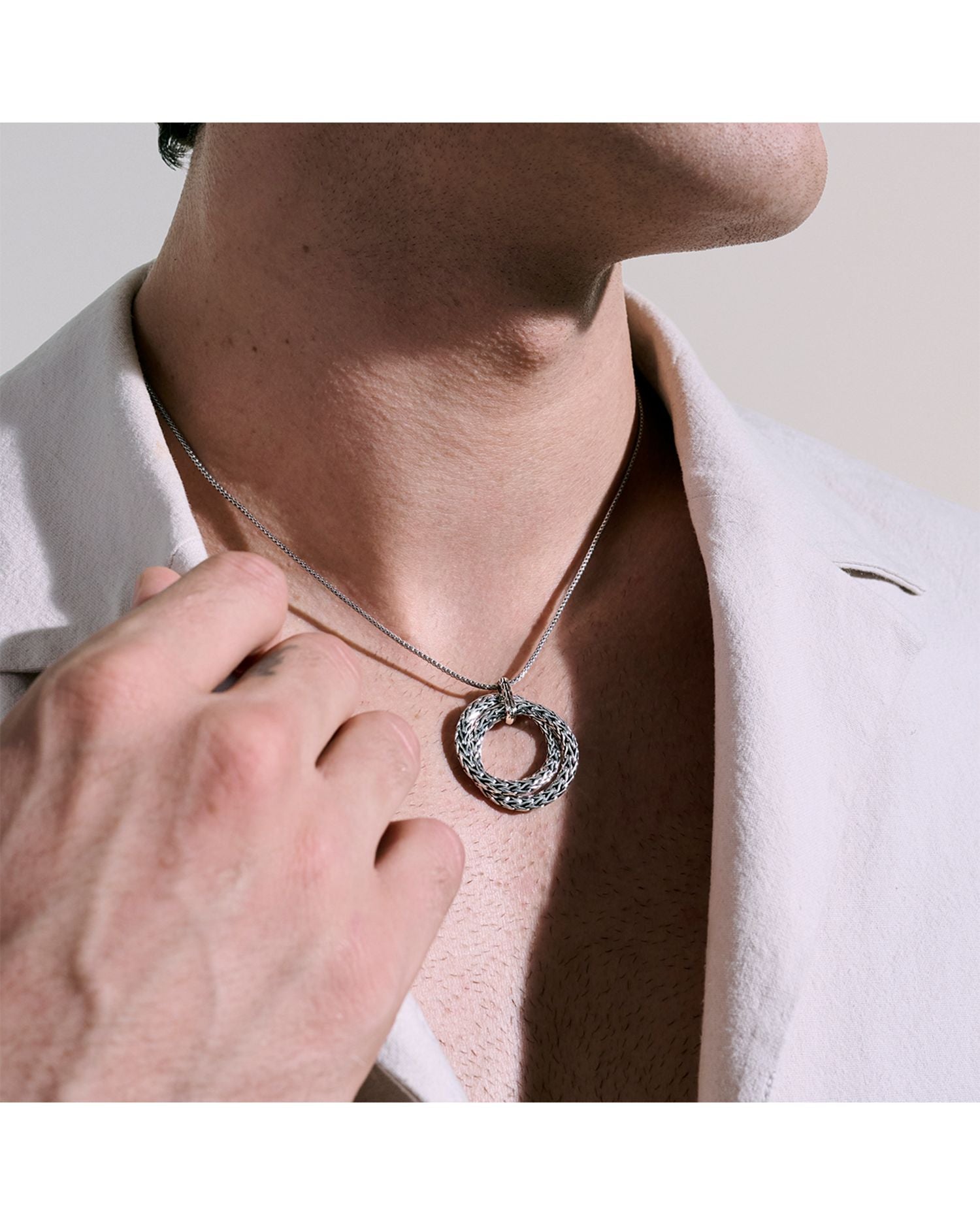 Sterling Silver Classic Chain Interlink Pendant Necklace, 16-18'