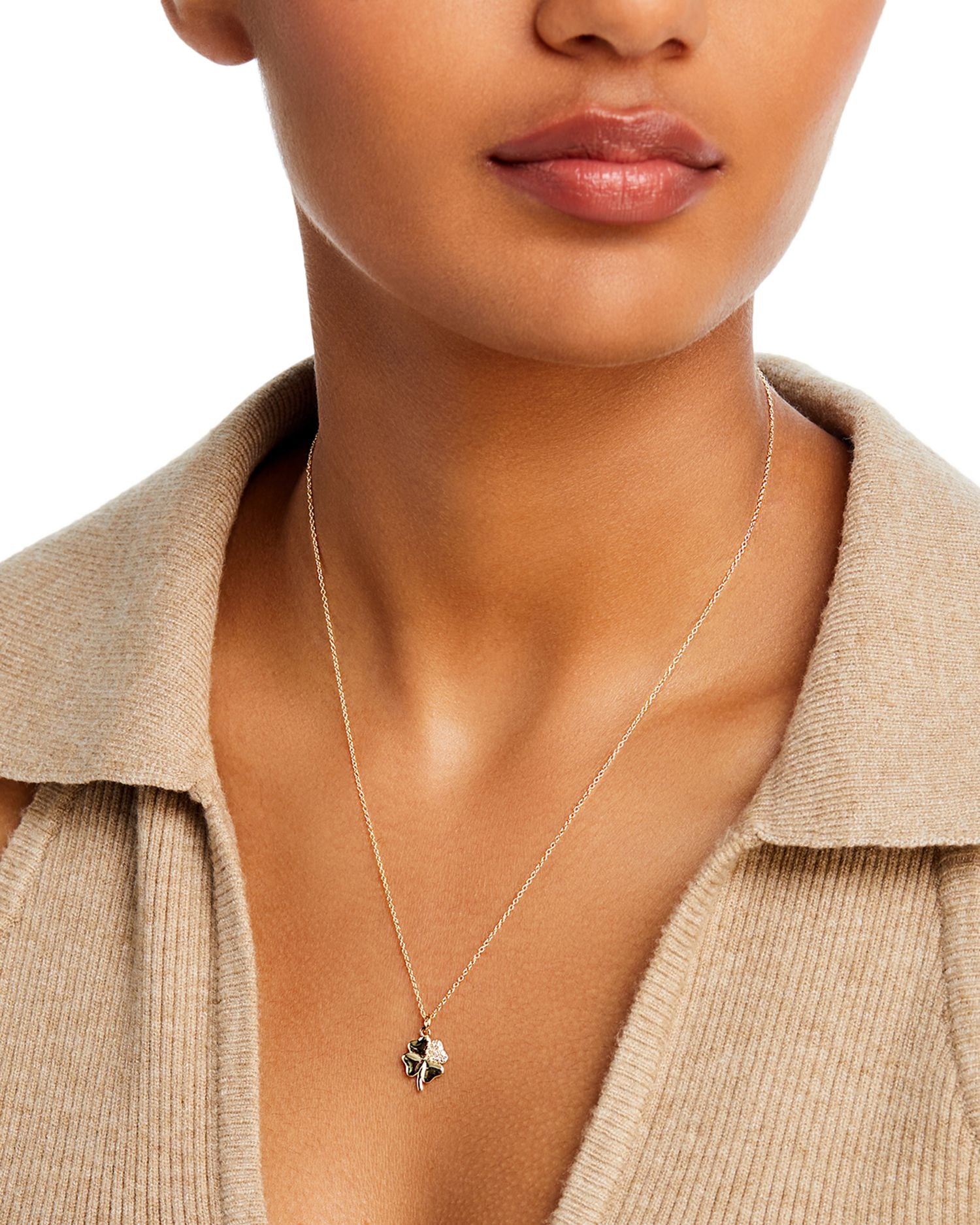 14K Yellow Gold Green Diopside Clover Pendant Necklace, 16'-18'