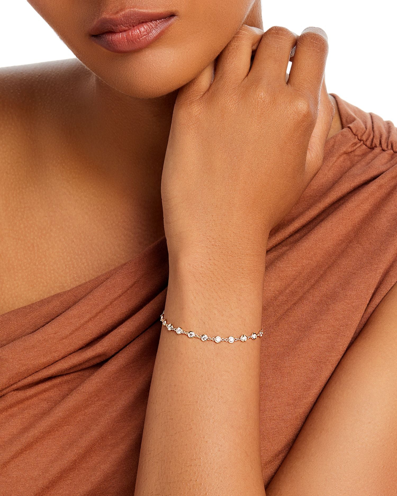 Diamond Station Tennis Bracelet in 14K Yellow Gold, 1.60 ct. t.w. - Exclusive