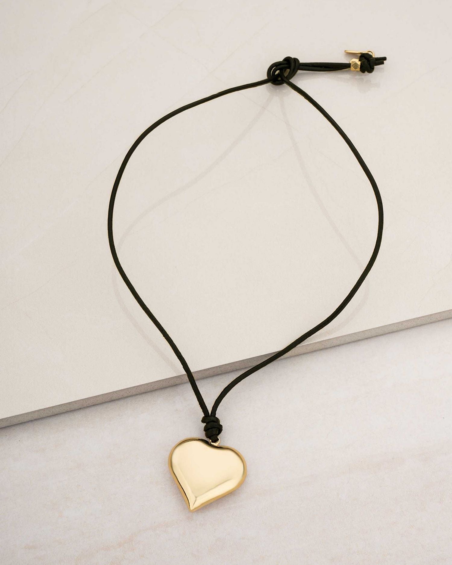Heart Faux Leather Cord Pendant Necklace in 18K Gold Plated, 20'