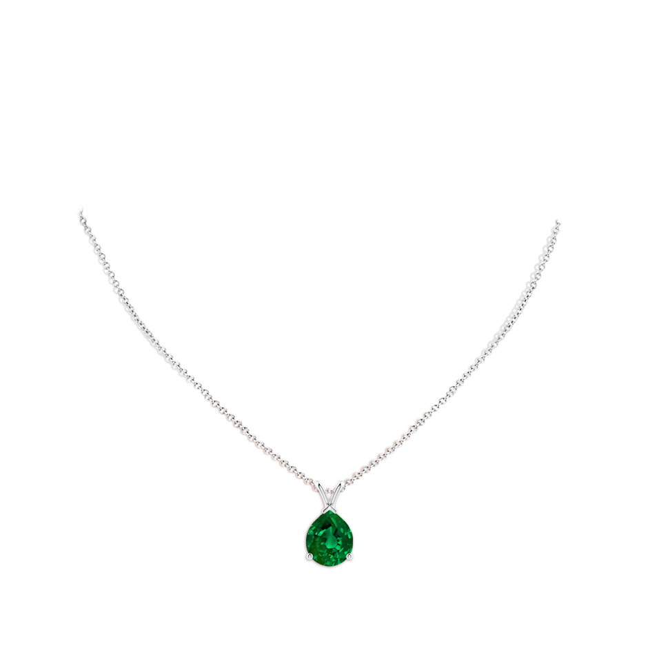 Lab-Grown V-Bale Pear-Shaped Emerald Solitaire Pendant
