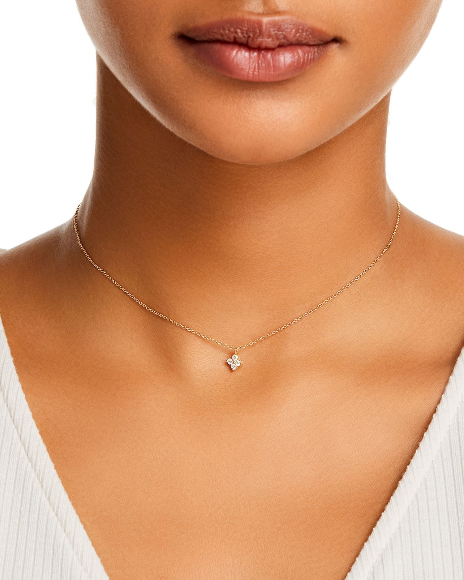 14K Yellow Gold Prong Diamonds Diamond Flower Pendant Necklace, 14-16'