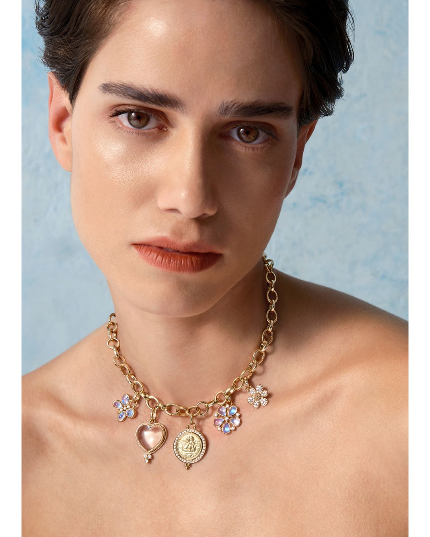 18K Yellow Gold Luna Butterfly Diamond & Blue Moonstone Pendant