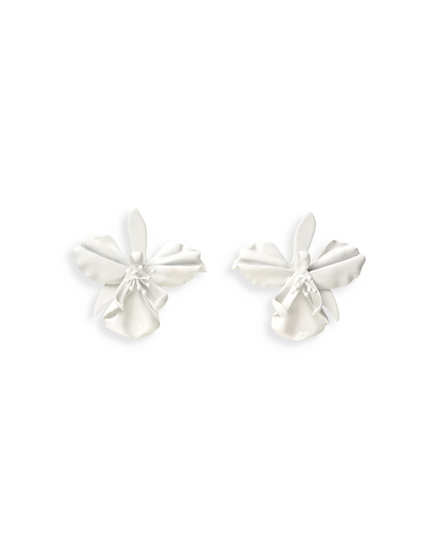 Mila White Flower Drop Earrings