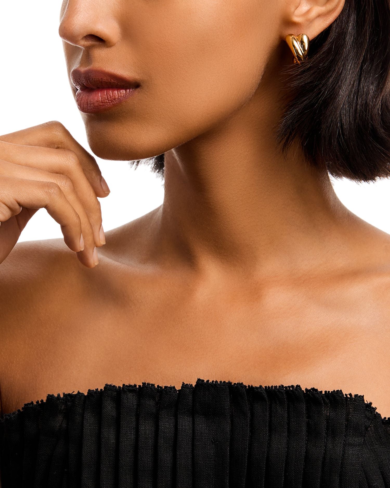 Crossover Huggie Hoop Earrings in 14K Yellow Gold