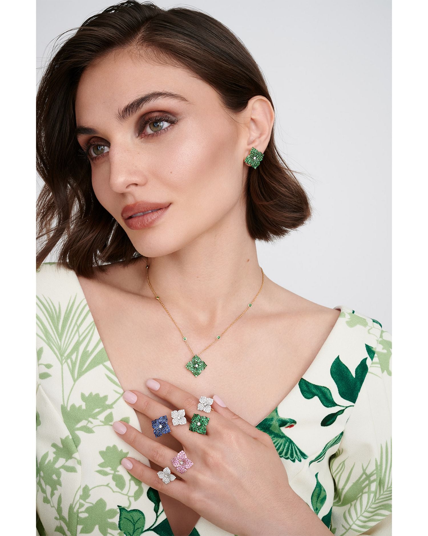 18K Yellow Gold Small Fiore Earrings with Green Tsavorite Garnets and Diamonds