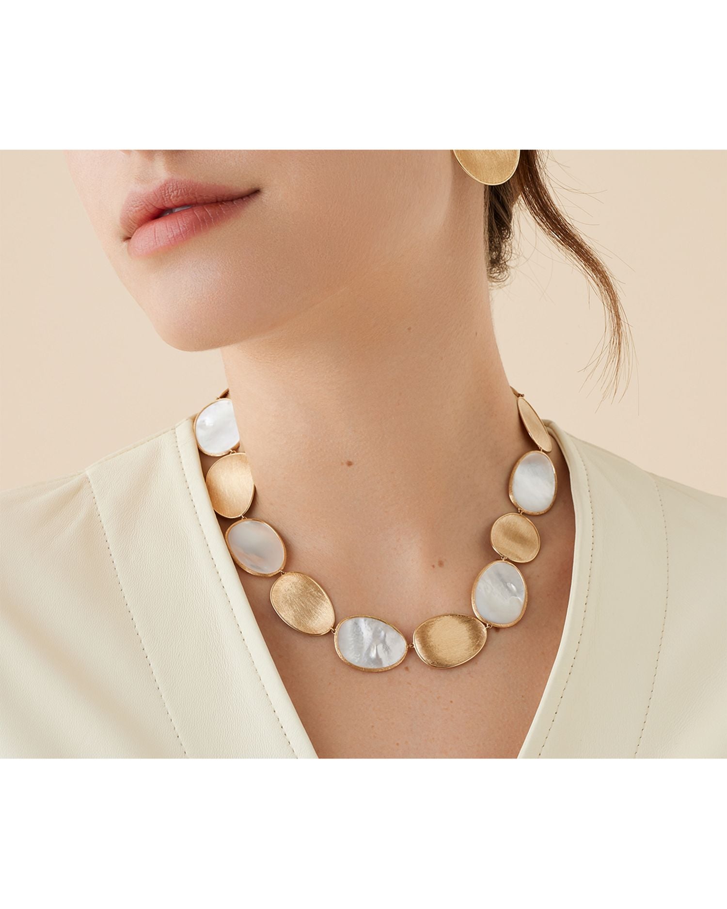 18K Yellow Gold Lunaria Large Mother of Pearl & Textured Disc Statement Necklace, 17.75'