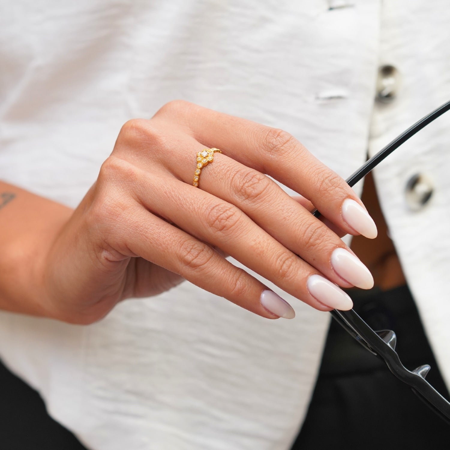 14Ct Solid Gold Fine Daisy Flower Ring