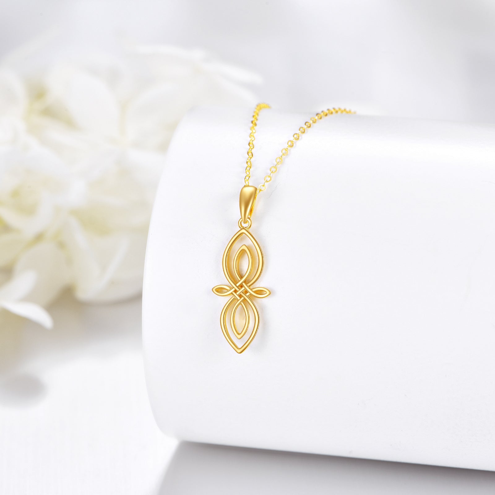 14K Gold Celtic Knot Pendant Necklace