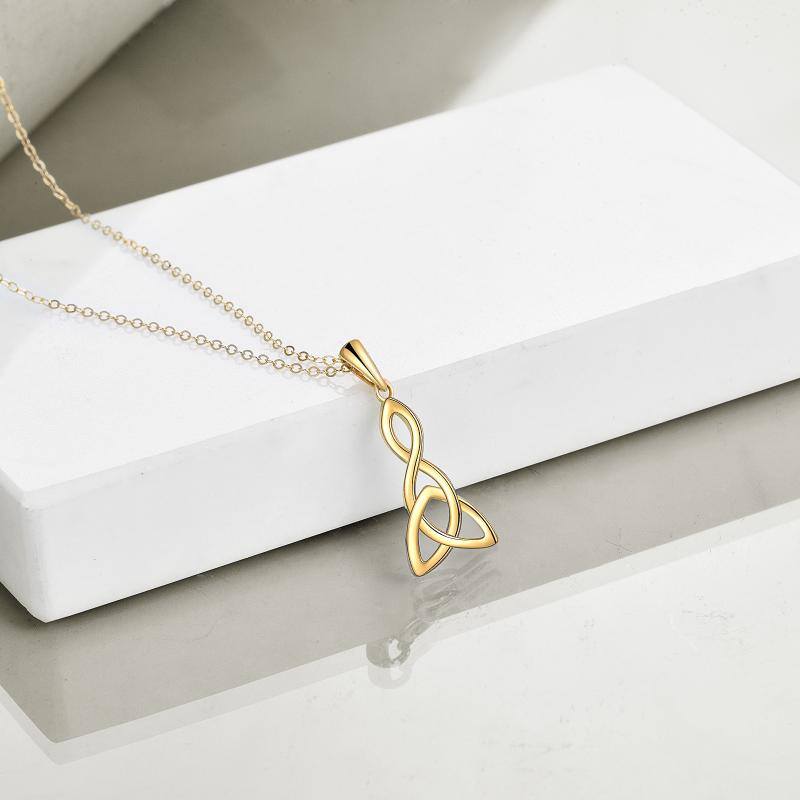 14K Gold Celtic Knot Pendant Necklace