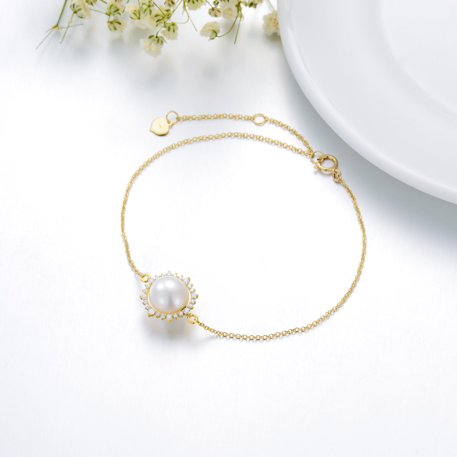 14K Gold Circular Shaped Moissanite & Pearl Charm Bracelet