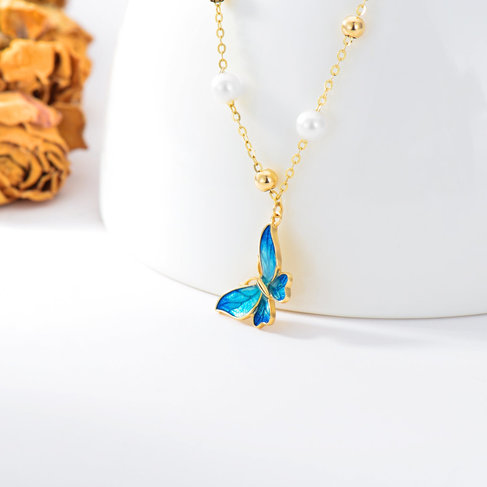 14K Gold Circular Shaped Pearl Butterfly Pendant Necklace