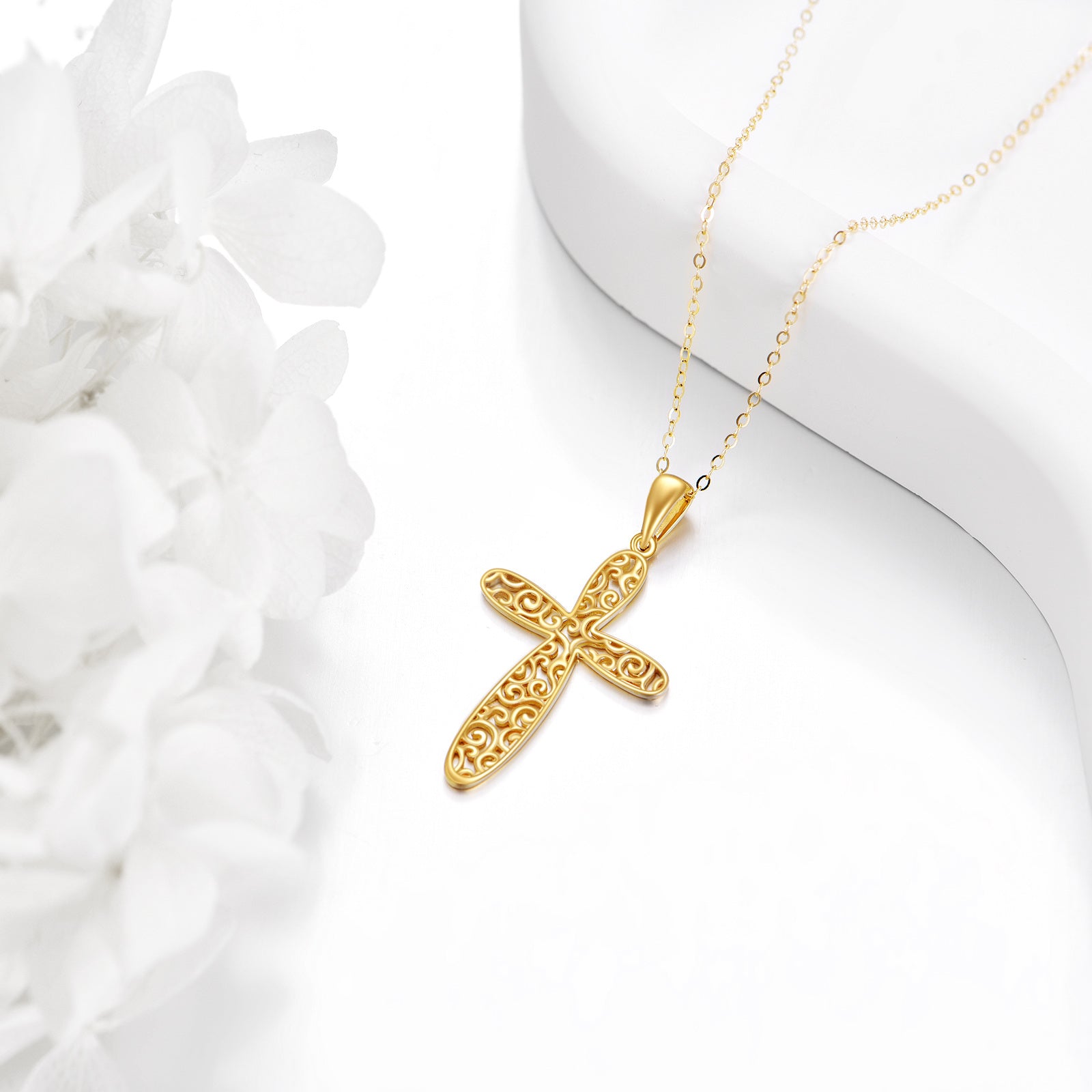 14K Gold Cross Filigree Pendant Necklace