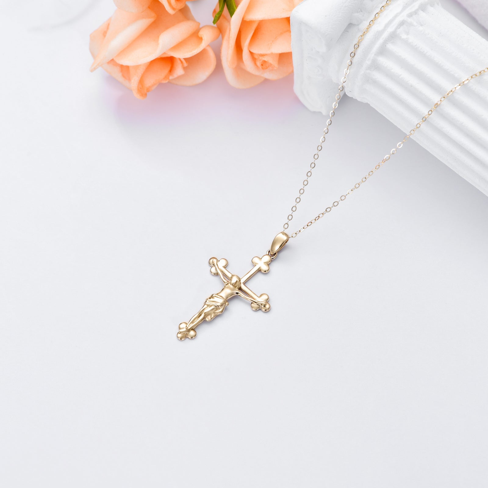 14K Gold Cross Pendant Necklace