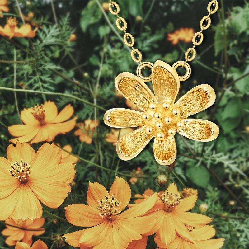 14K Gold Daisy Pendant Necklace