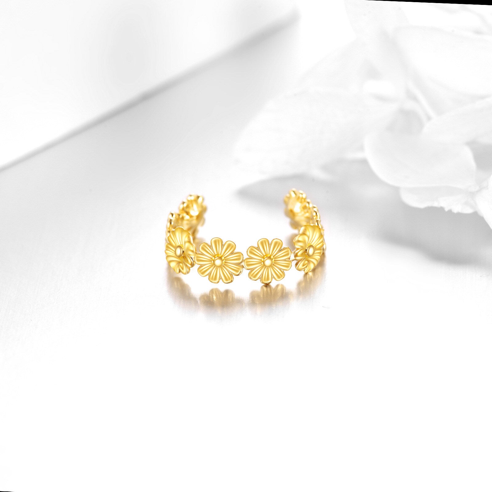 14K Gold Daisy Single Cuff Earrings