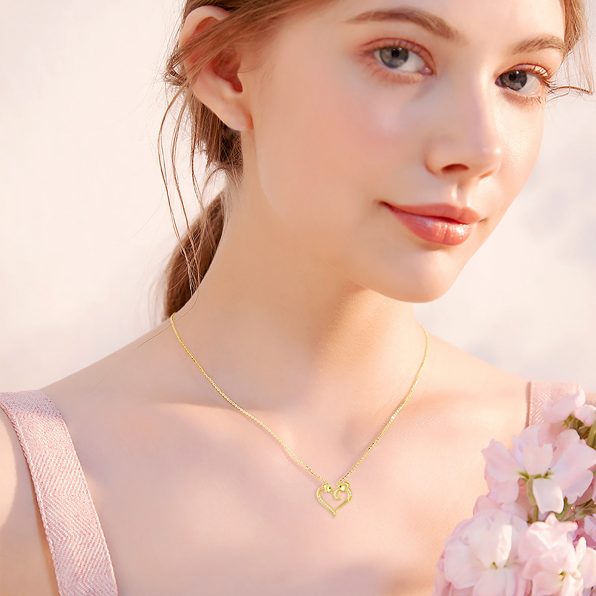 14K Gold Cubic Zirconia Elephant Pendant Necklace