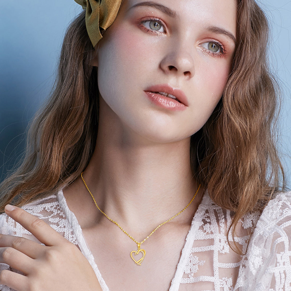 14K Gold Cubic Zirconia Heart Pendant Necklace