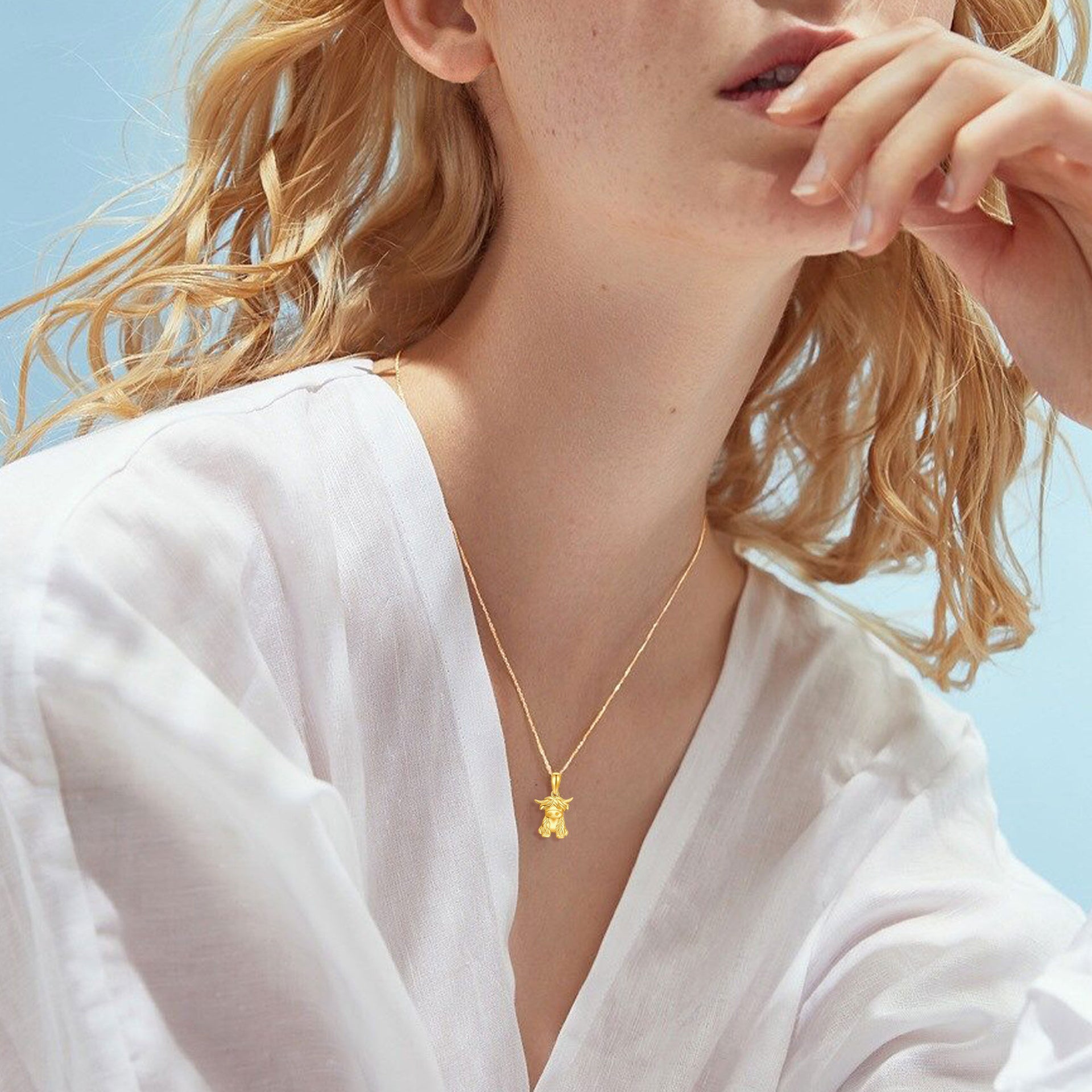 14K Gold Highland Cow Pendant Necklace with Cable Chain