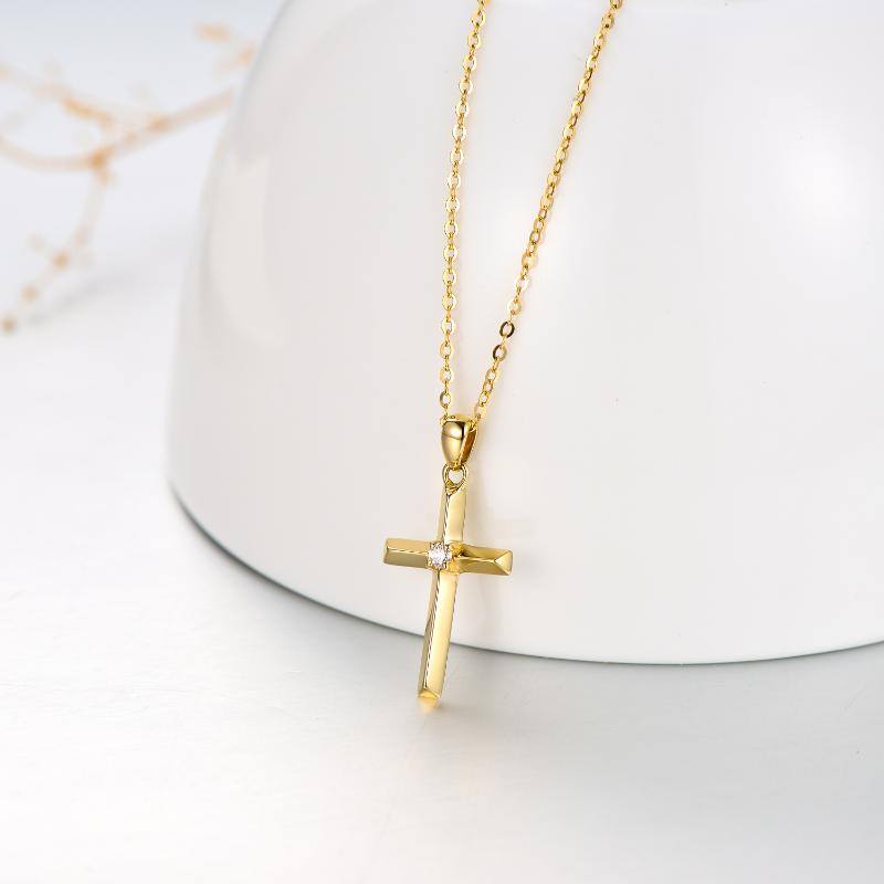 14K Gold Moissanite Cross Pendant Necklace