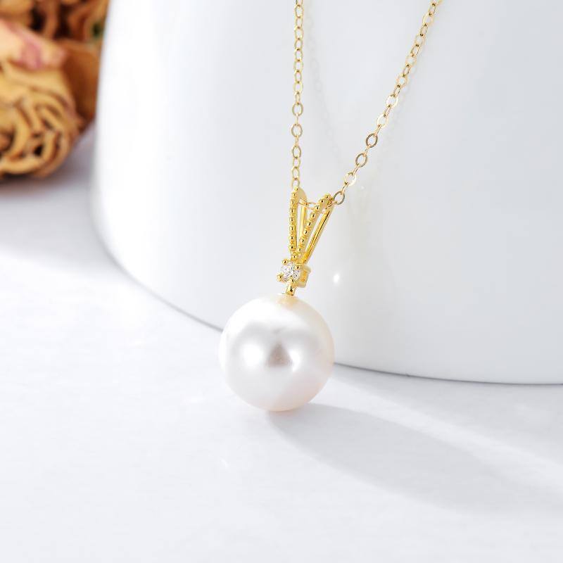 14K Gold Moissanite & Pearl Round Pendant Necklace