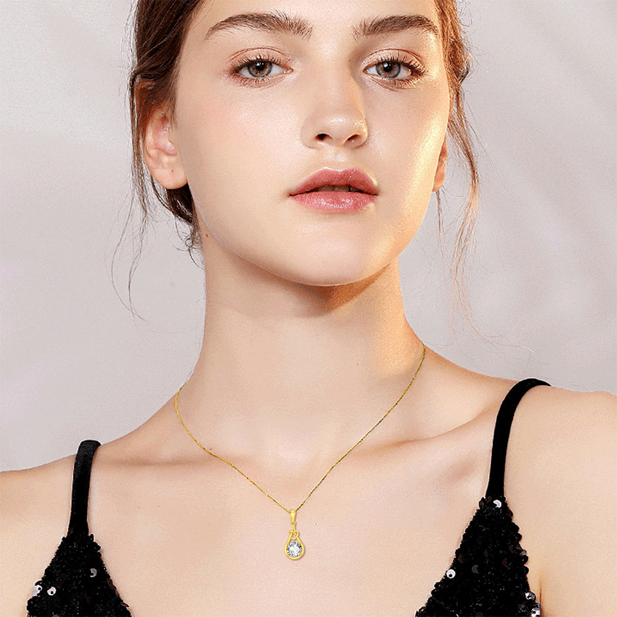 14K Gold Moissanite Pendant Necklace