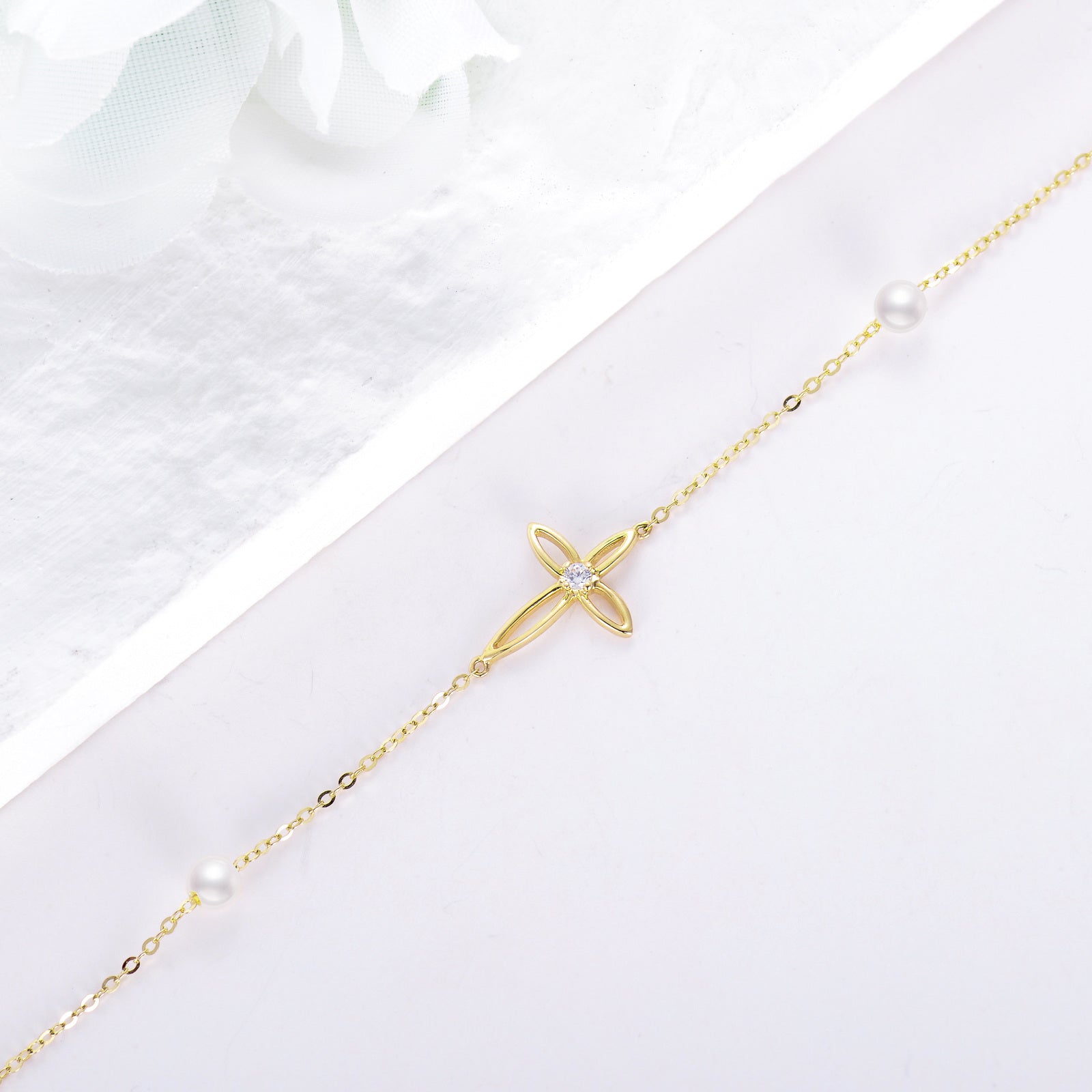 14K Gold Cubic Zirconia & Pearl Cross Charm Bracelet