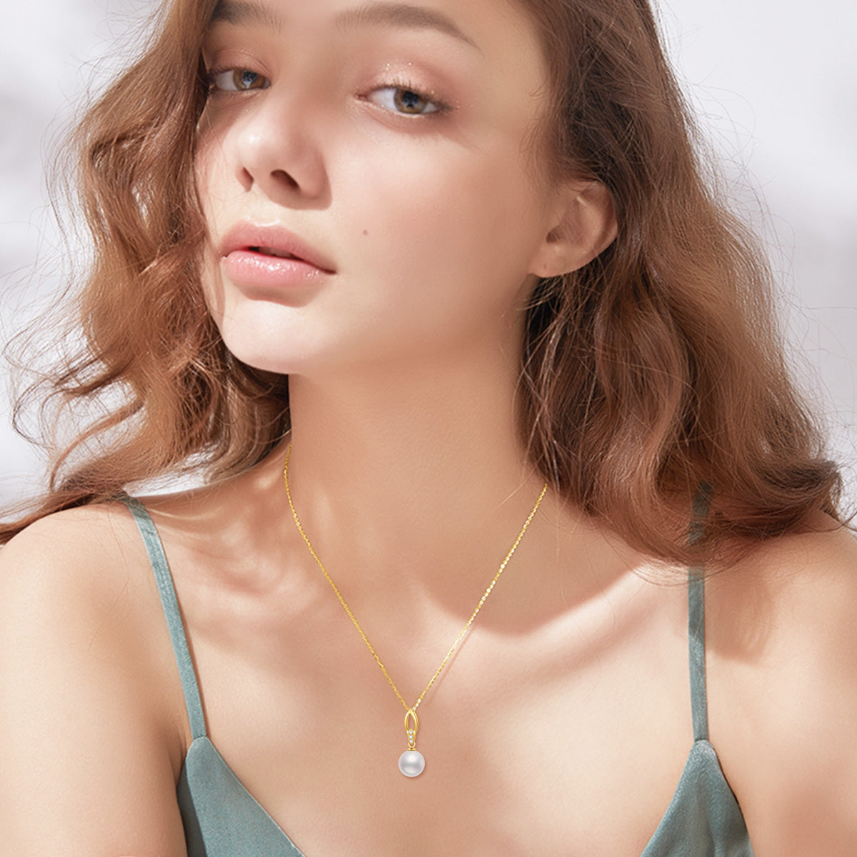14K Gold Cubic Zirconia & Pearl Pendant Necklace