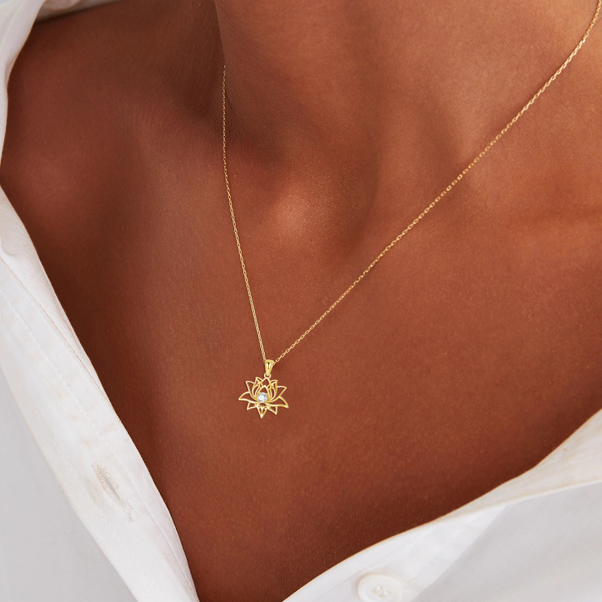 14K Gold Cubic Zirconia Snowdrop Pendant Necklace