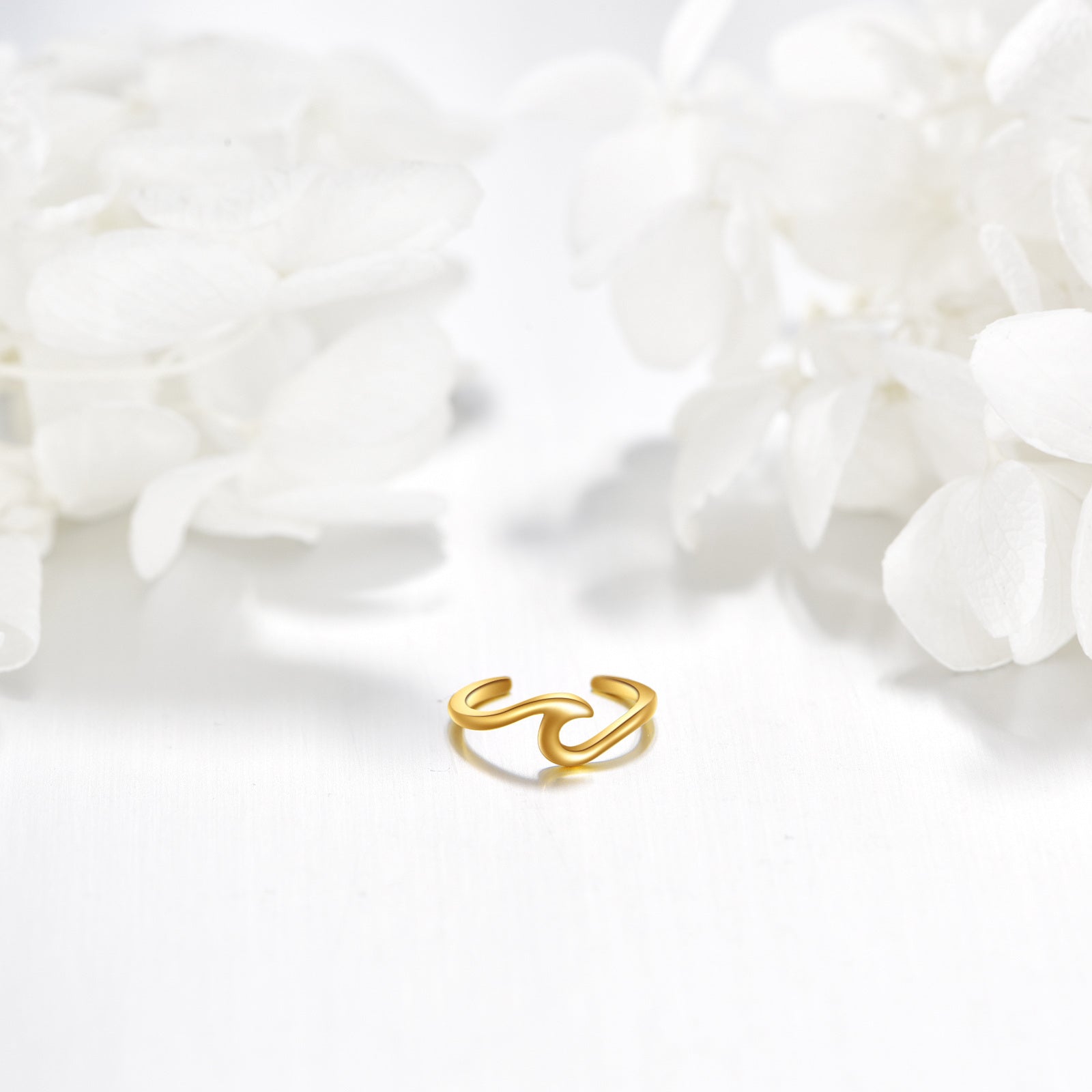 14K Gold Spray Cuff Earrings