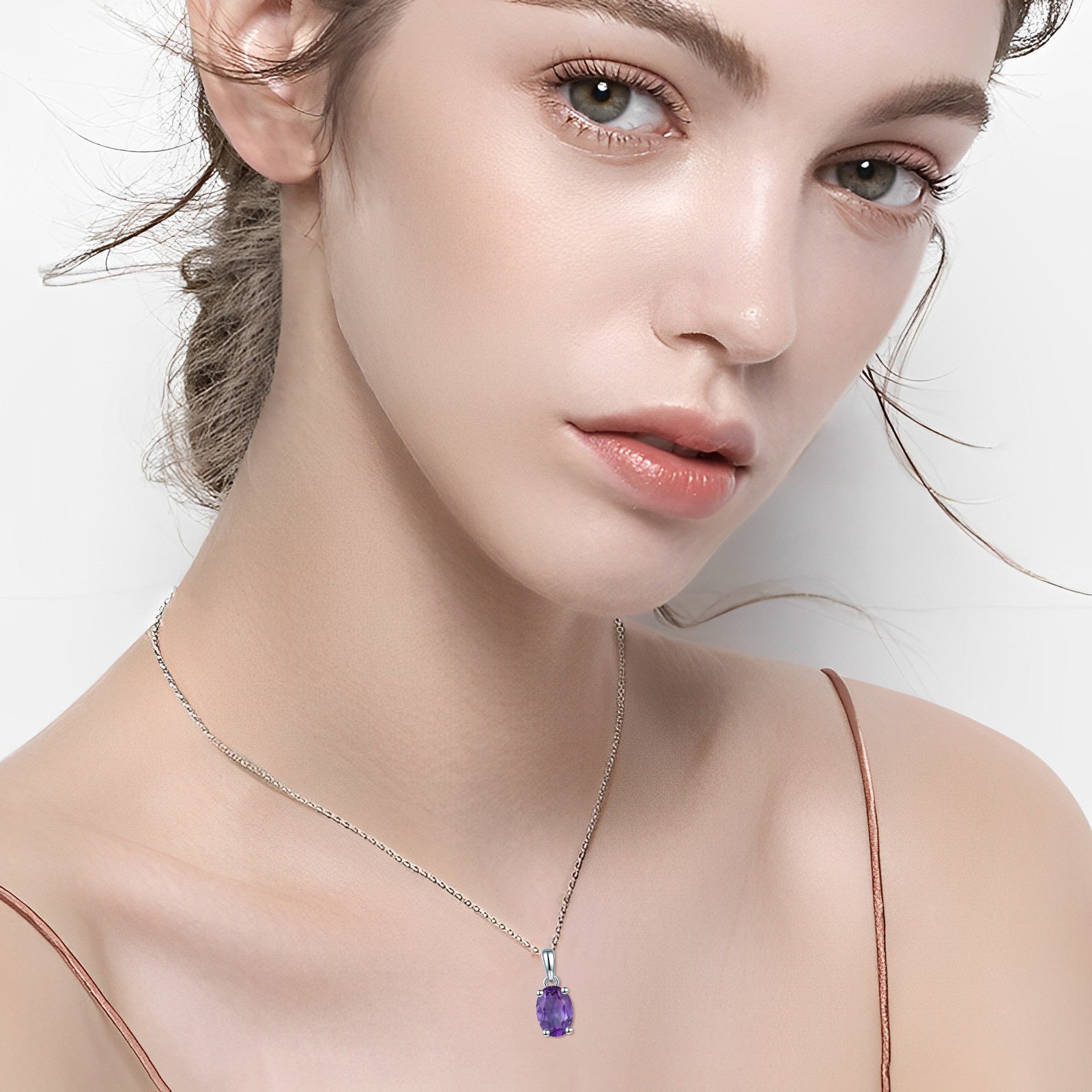 14K White Gold Oval Amethyst Round Pendant Necklace