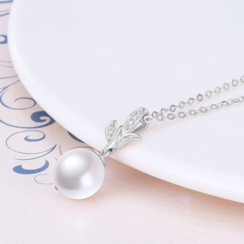 14K White Gold Round Pearl Leaves Necklace for Women